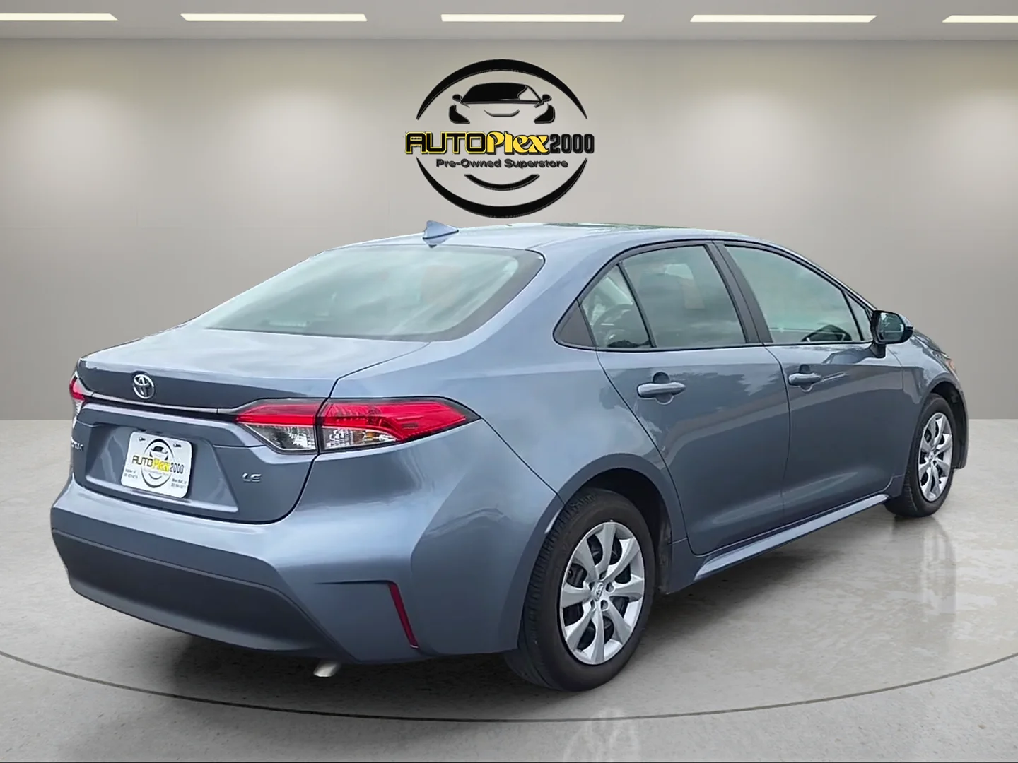 Used 2025 Gray Toyota LE image 7