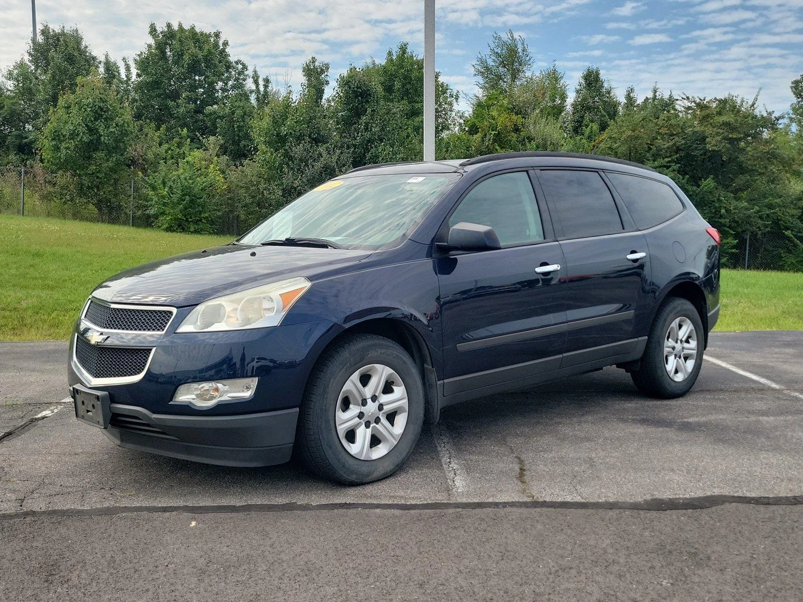 Used 2012 Dark Blue Metallic Chevrolet LS image 4