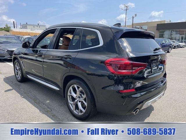 Used 2021 Jet Black BMW xDrive30i image 10