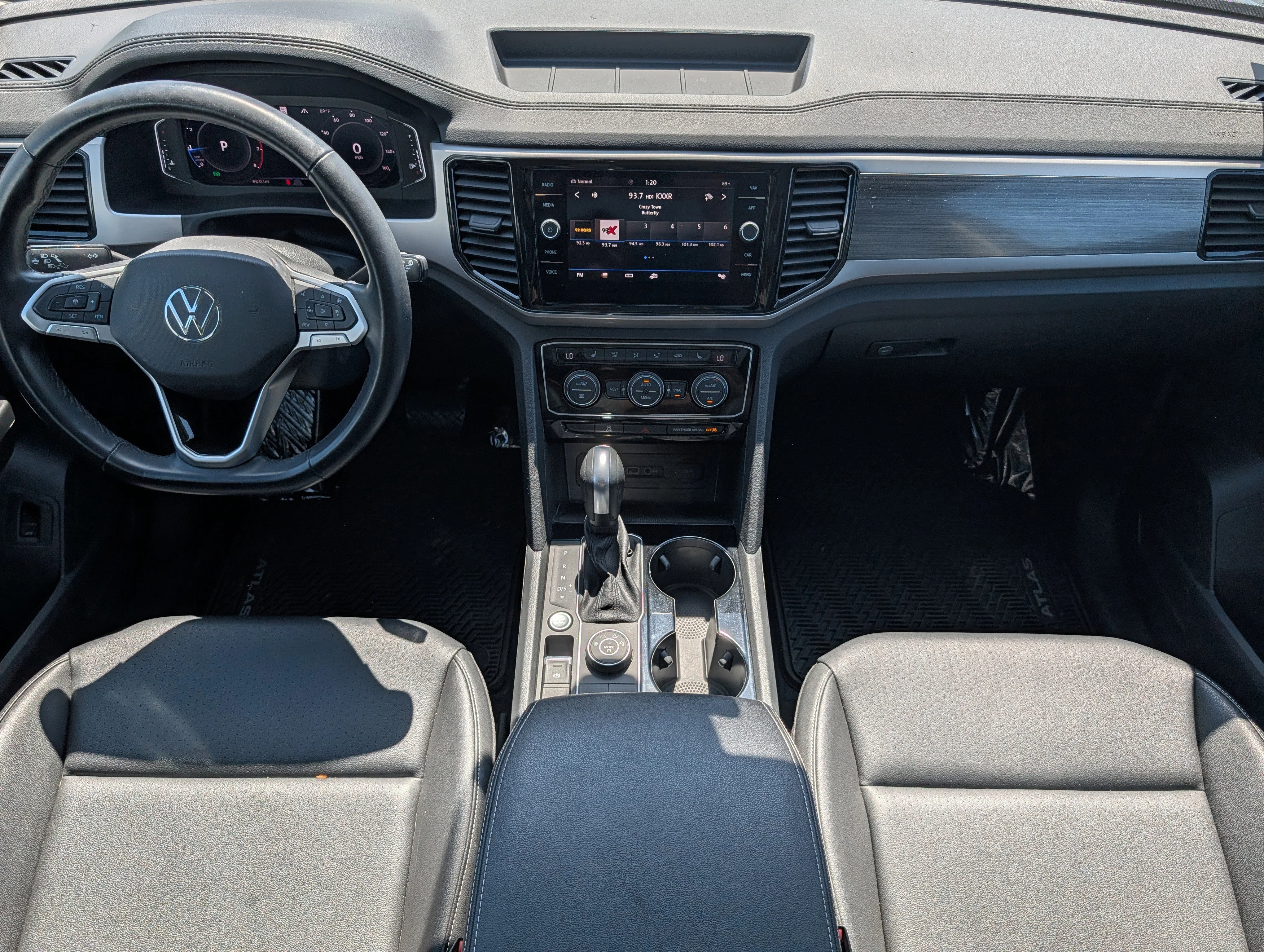 Used 2021 Platinum Gray Metallic Volkswagen 3.6L V6 SEL image 11