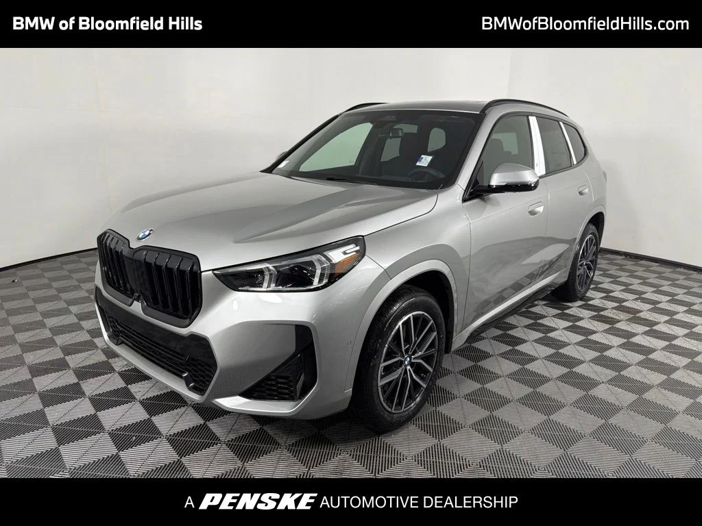 New 2026 Space Silver Metallic BMW xDrive28i image 1