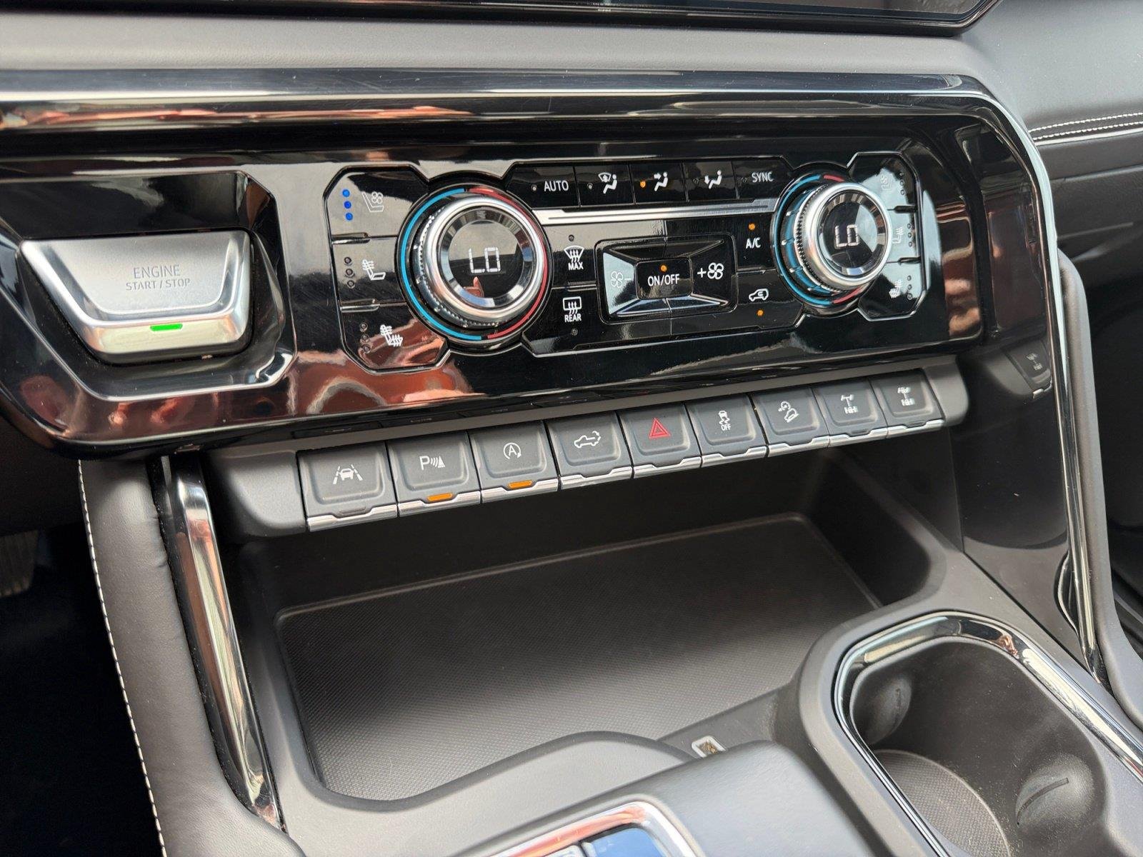 Used 2024 Onyx Black GMC AT4X image 23