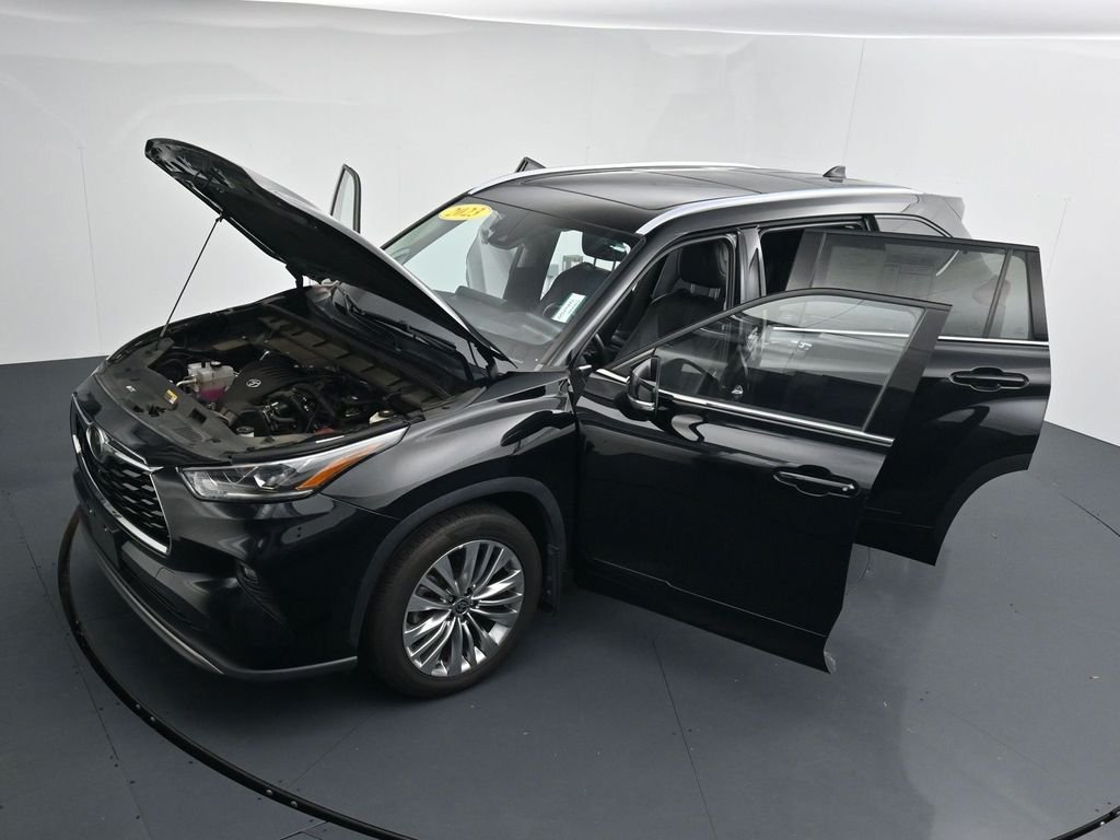 Used 2023 Black Toyota Platinum image 40