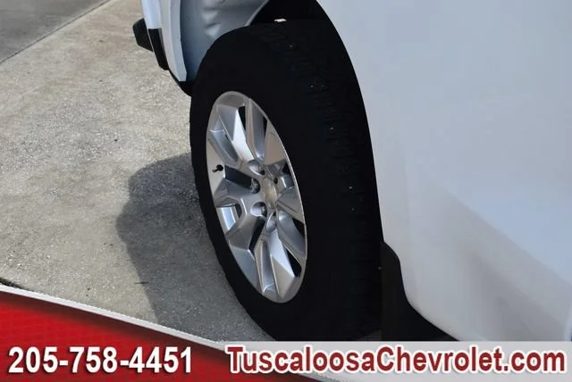Certified Used 2022 SUMMIT WHITE Chevrolet Custom image 12