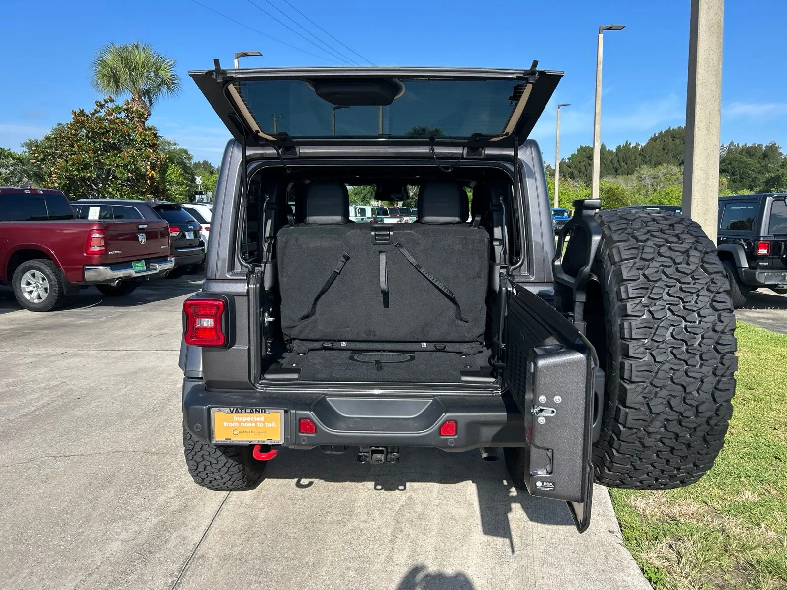 Used 2026 Gobi Clearcoat Jeep Rubicon X image 35