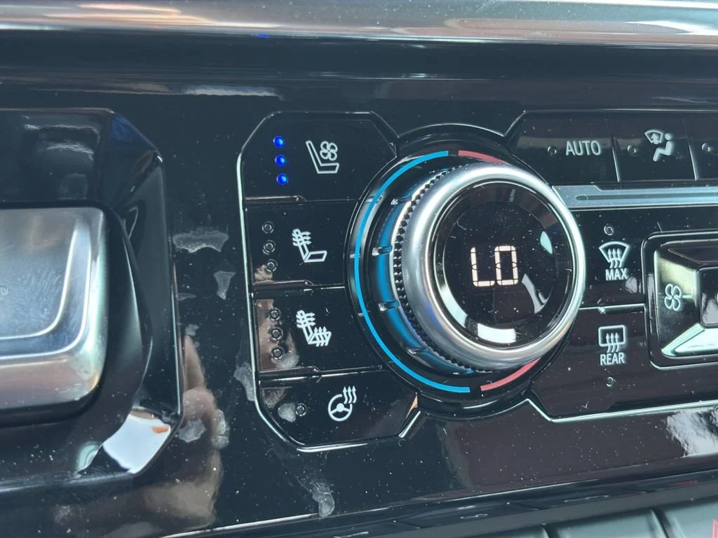 New 2026 Onyx Black GMC Denali Ultimate image 25