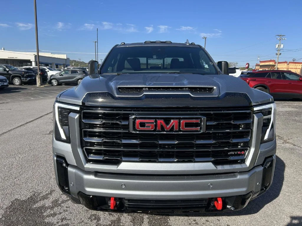 New 2026 Sterling Metallic GMC AT4 image 9