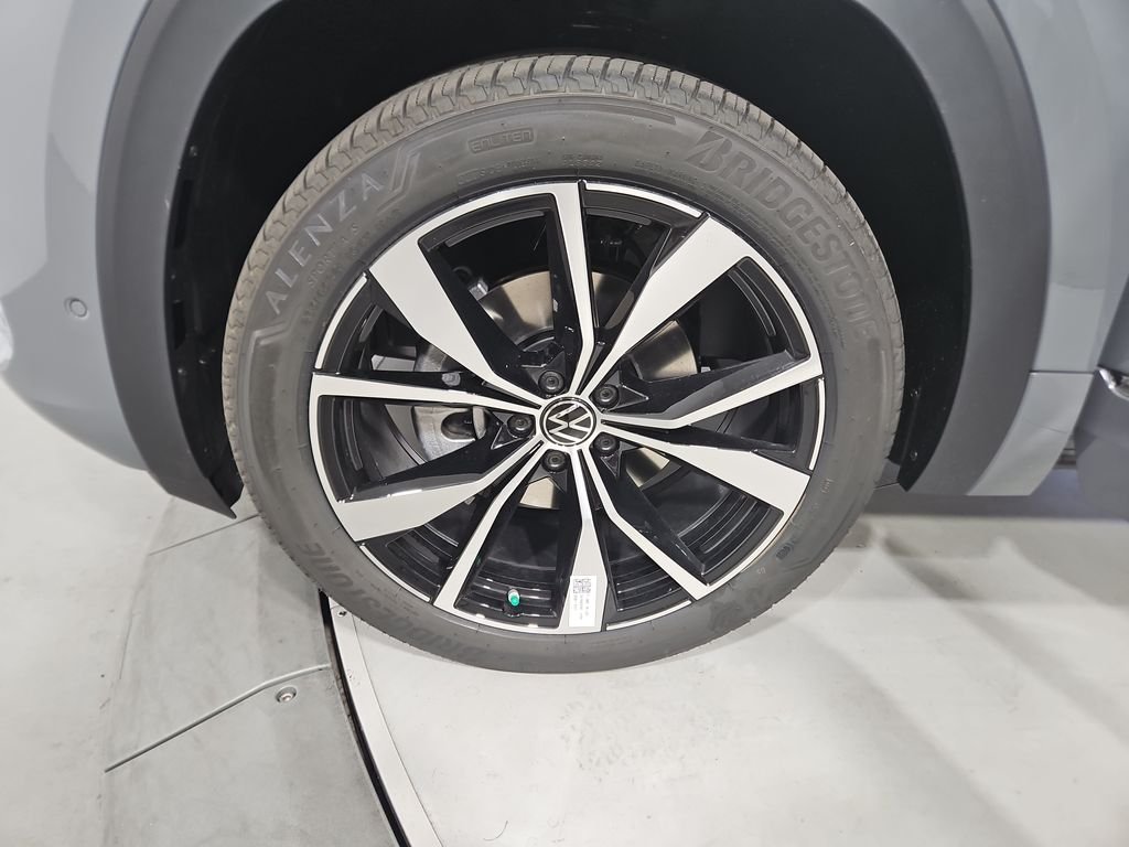 New 2026 Gray Volkswagen 2.0T SEL Premium R-Line image 27