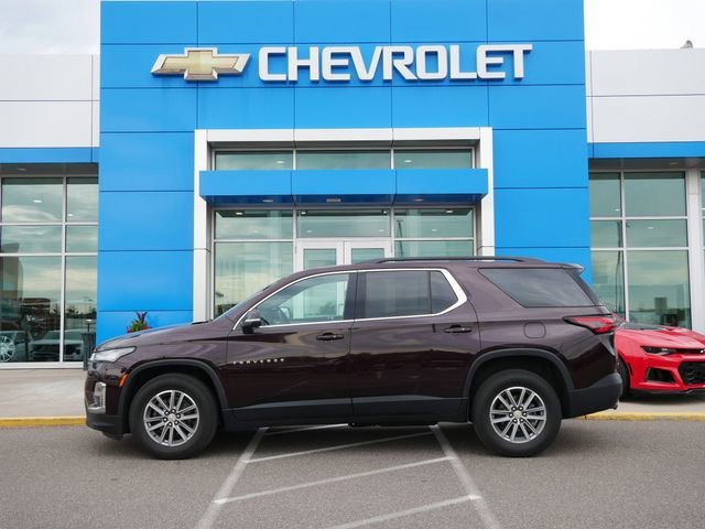 Used 2023 Chevrolet Traverse 3LT with VIN 1GNEVHKW1PJ221108 for sale in Roseville, Minnesota