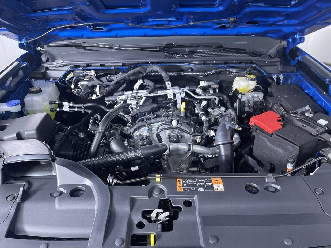 New 2025 Velocity Blue Metallic Ford XLT image 28