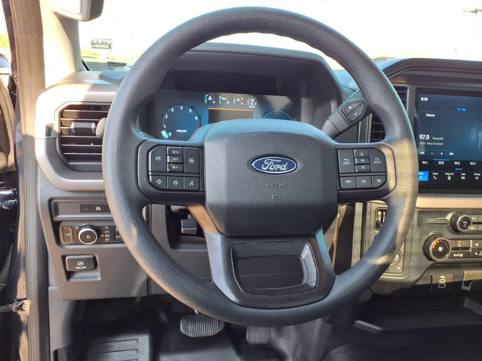 Used 2025 Blue Ford XL image 18
