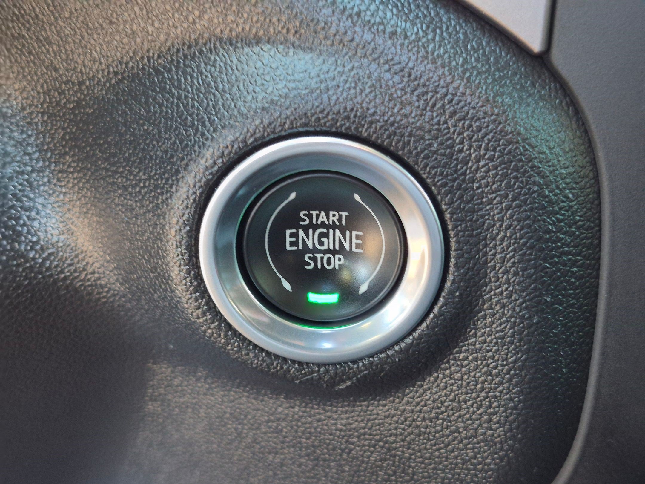 Used 2022 Summit White GMC Pro image 18