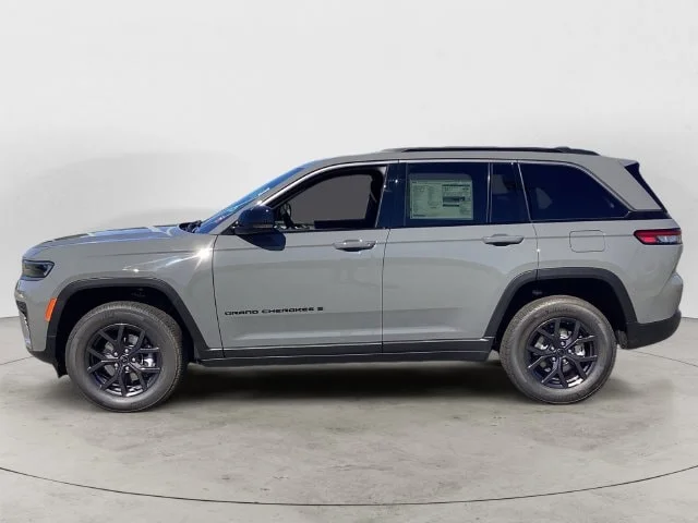New 2027 Gray Jeep LAREDO ALTITUDE 4X4 image 2