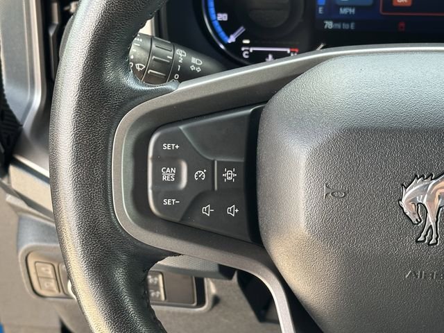 Used 2023 Blue Ford Outer Banks image 14