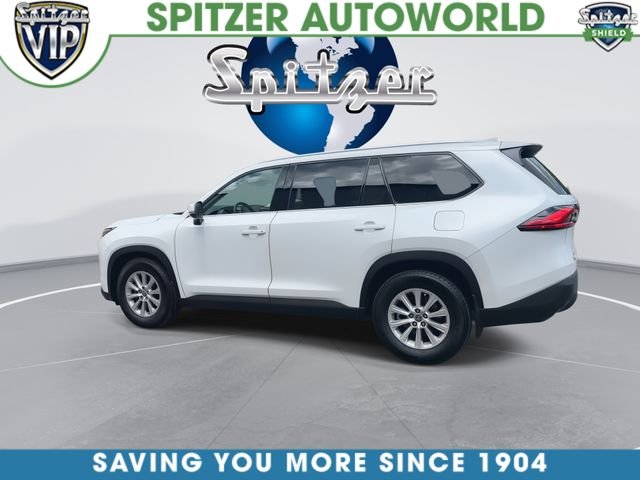 Used 2024 Beige Toyota XLE image 7