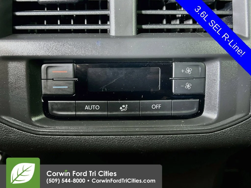 Used 2021 Aurora Red Metallic Volkswagen 3.6L V6 SEL R-Line image 29
