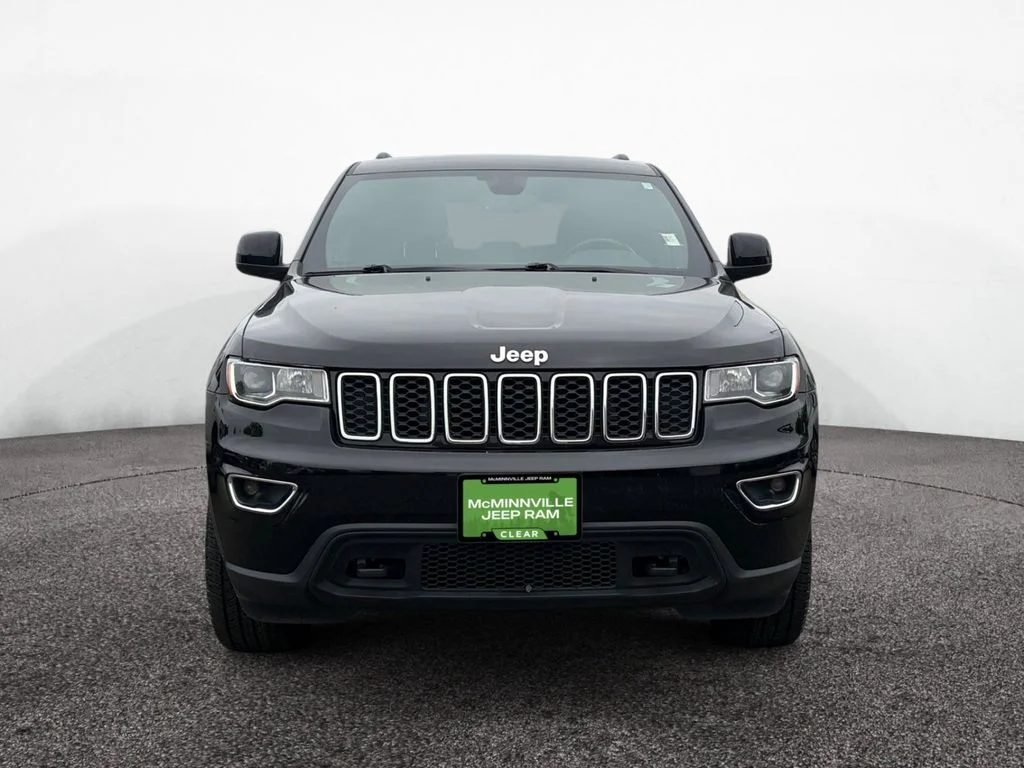 Used 2020 Black Jeep Laredo image 8
