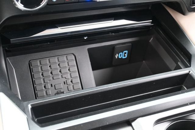 New 2026 Star White Metallic Tri-Coat Ford F-250® Platinum® image 89