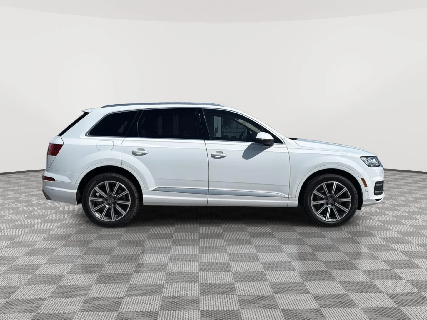 Used 2019 WHITE Audi Premium Plus image 14