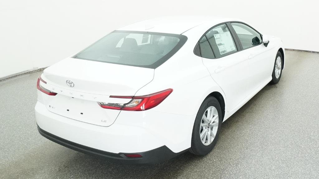 New 2026 Ice Cap Toyota LE image 22