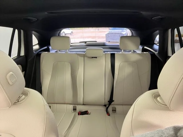 New 2026 Polar White Mercedes-Benz GLA 250 image 29