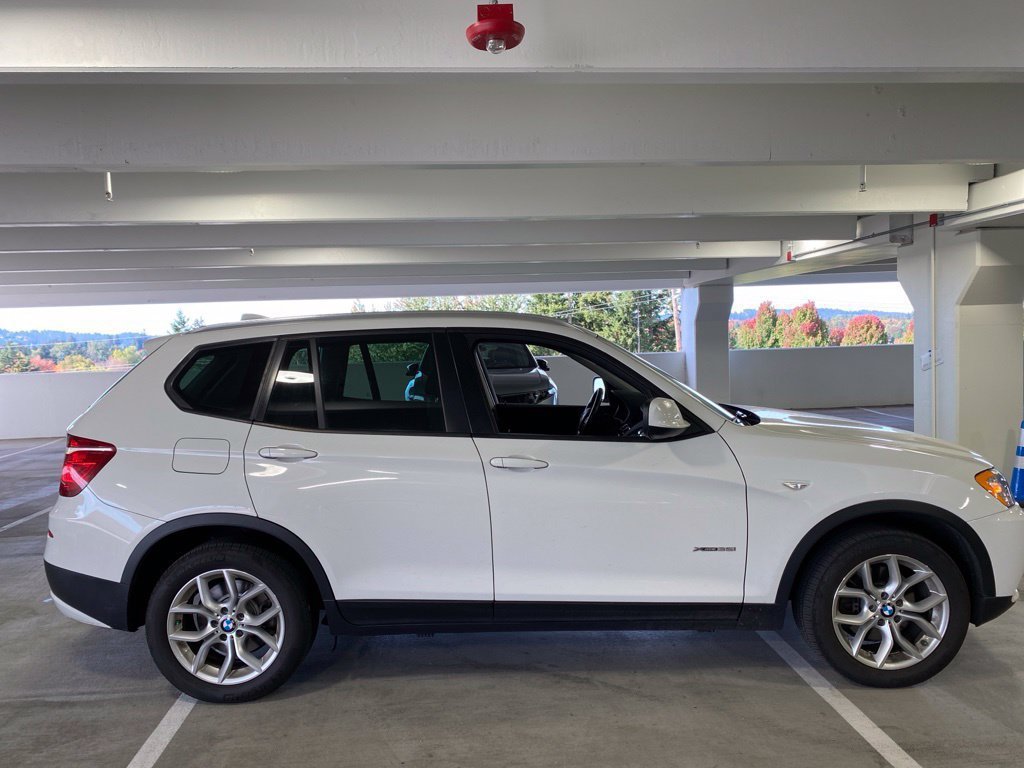 Used 2014 Alpine White BMW xDrive35i image 6