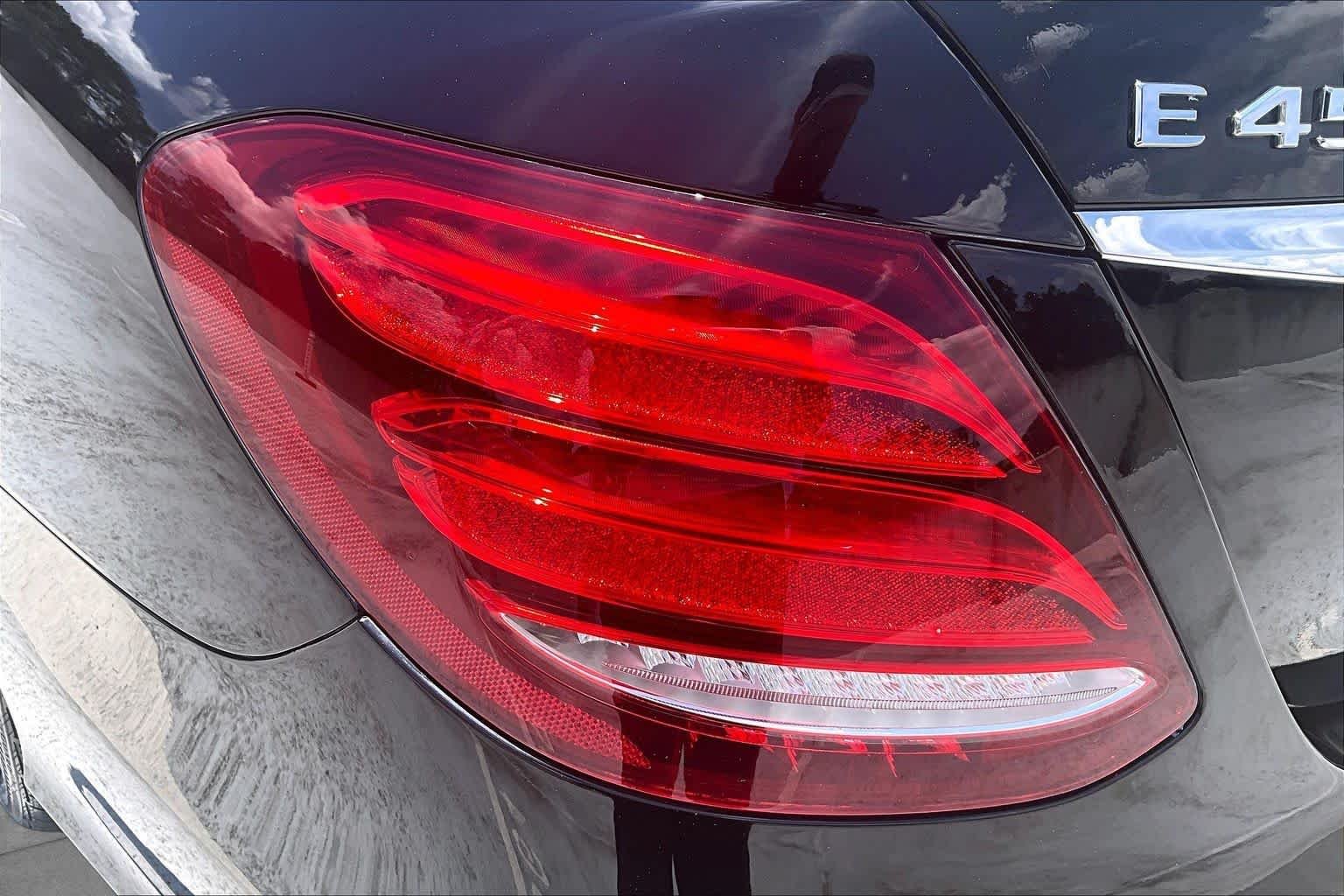 Used 2019 Obsidian Black Metallic Mercedes-Benz E 450 image 29
