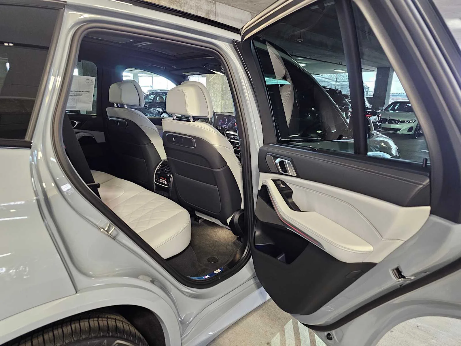 New 2026 Brooklyn Grey Metallic BMW xDrive40i image 39