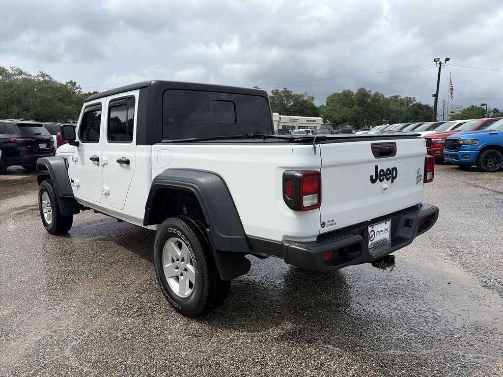 Used 2024 White Jeep Sport image 4