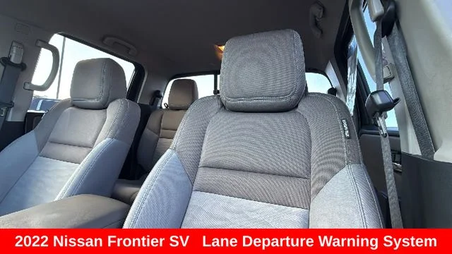 2022 Nissan Frontier SV - Photo 11