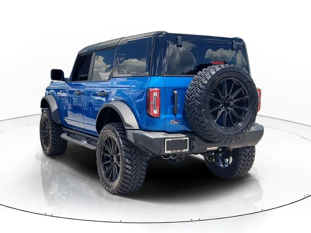 Used 2025 Blue Ford Badlands image 6