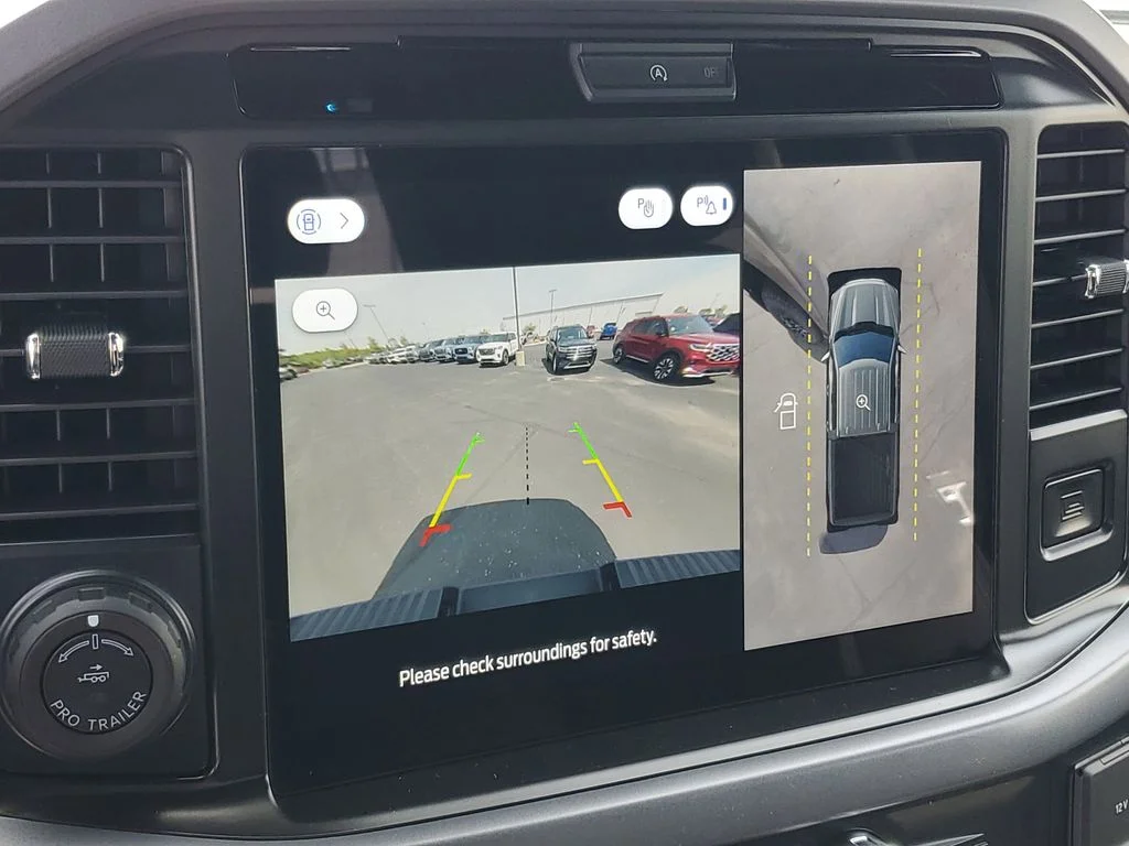 New 2026 Carbonized Gray Metallic Ford XLT image 15