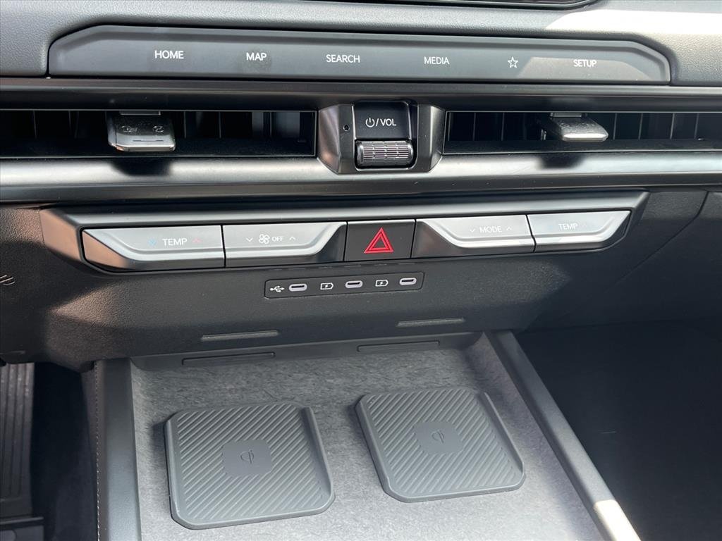Used 2027 Black Jade Green Kia X-Line EX image 15