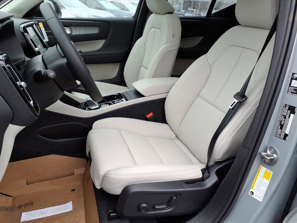 New 2026 Vapour Grey Volvo Ultra image 5
