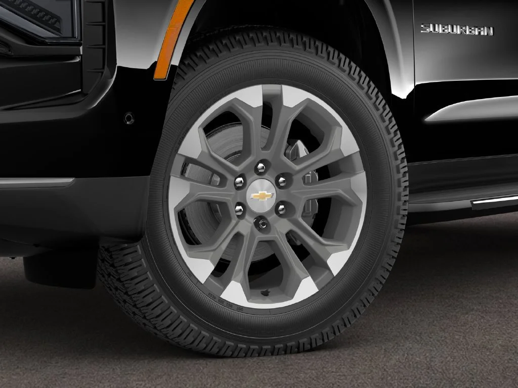 2026 Chevrolet Suburban LT - Photo 4