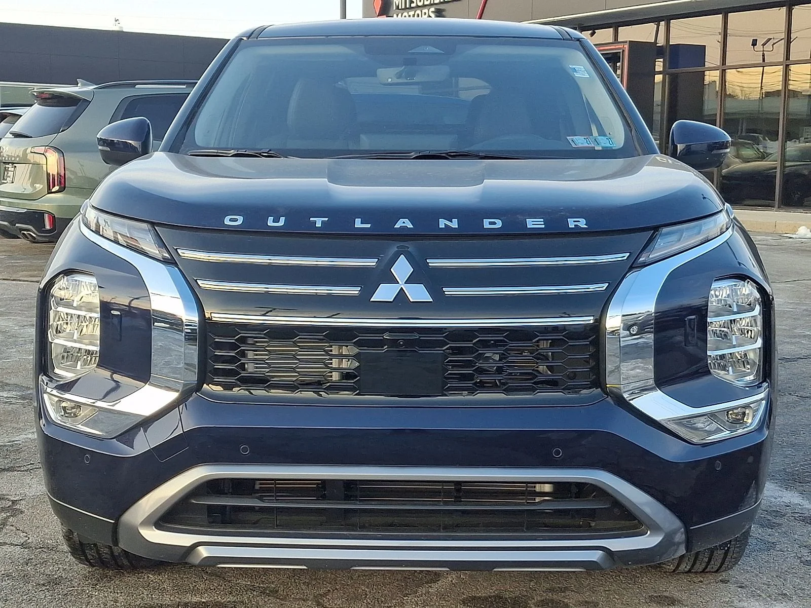 New 2026 Blue Mitsubishi SE image 3