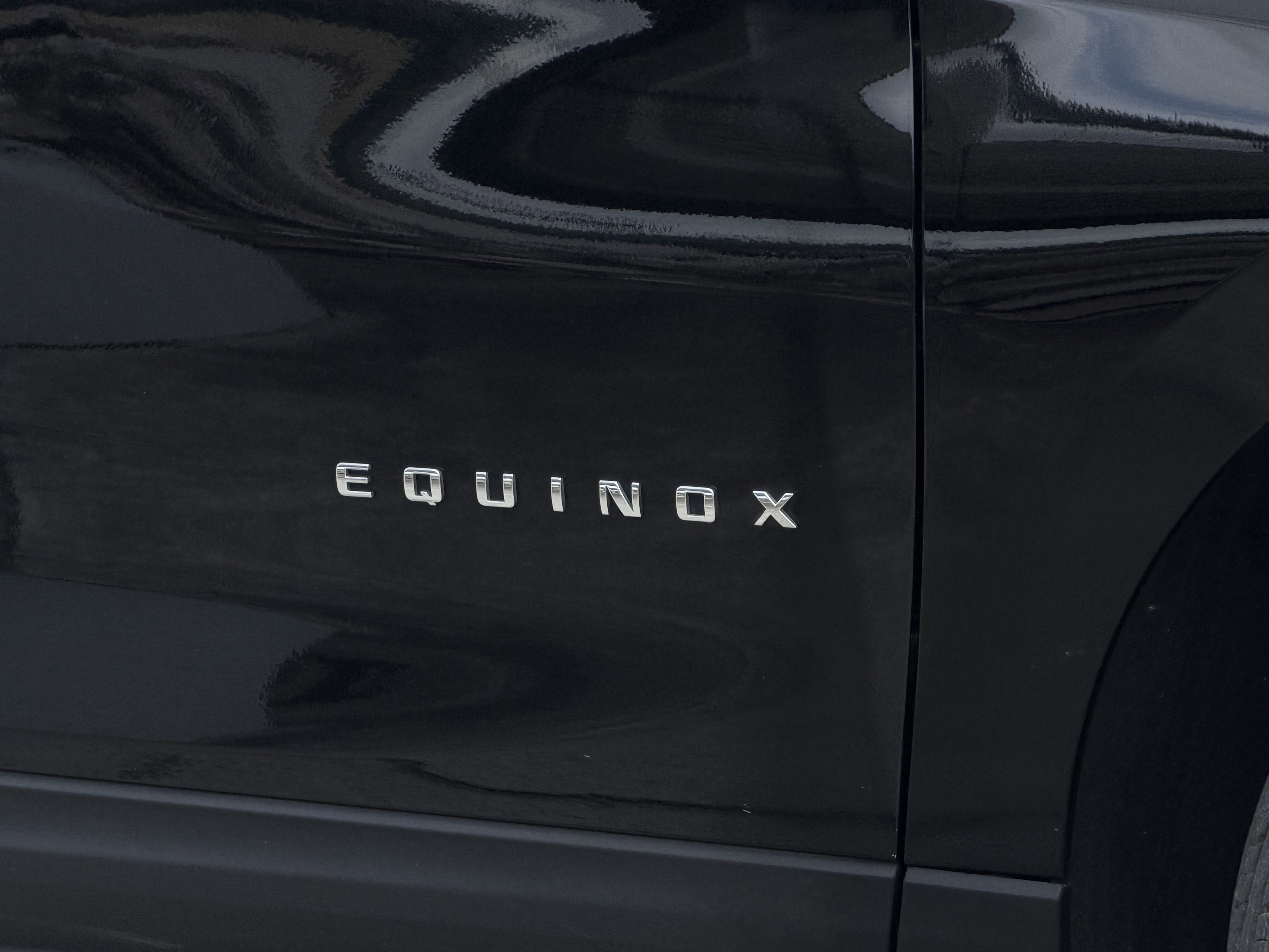 Used 2024 Mosaic Black Metallic Chevrolet LT image 4