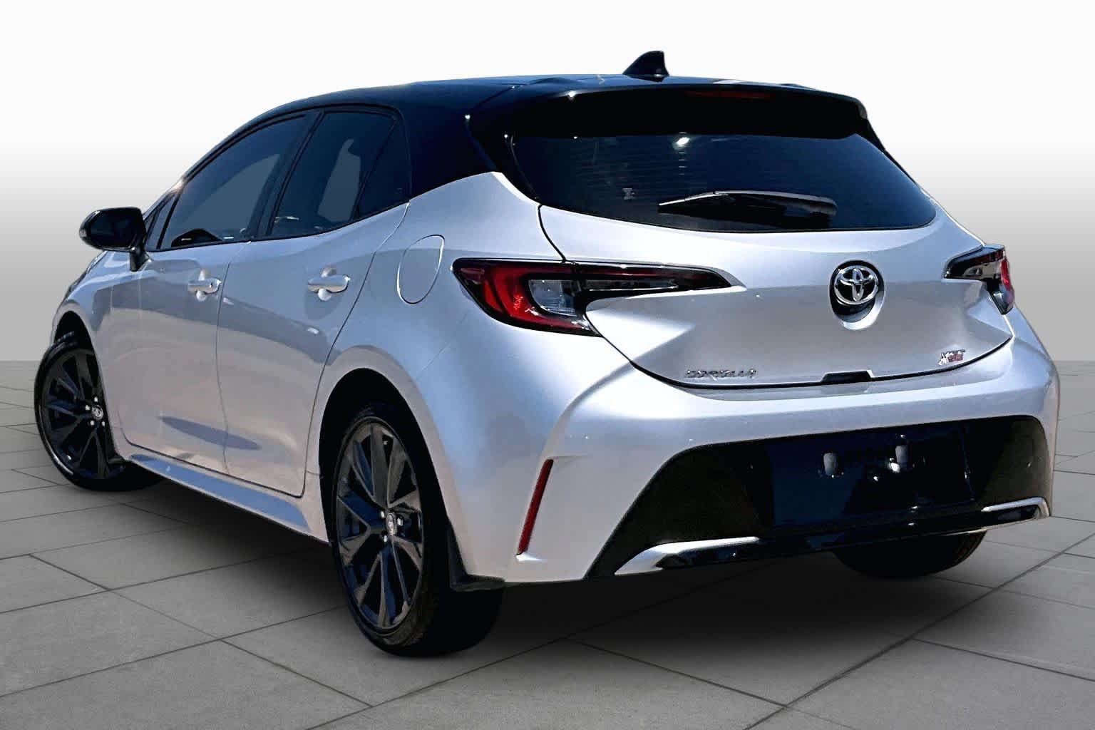 Used 2024 Classic Silver Metallic/Midnight Black Metallic Toyota XSE image 12