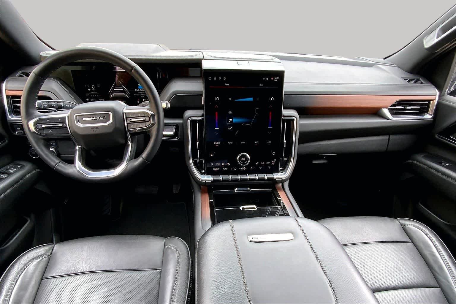Used 2025 Onyx Black GMC Denali image 16