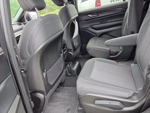Used 2025 Black Jeep Laredo image 7