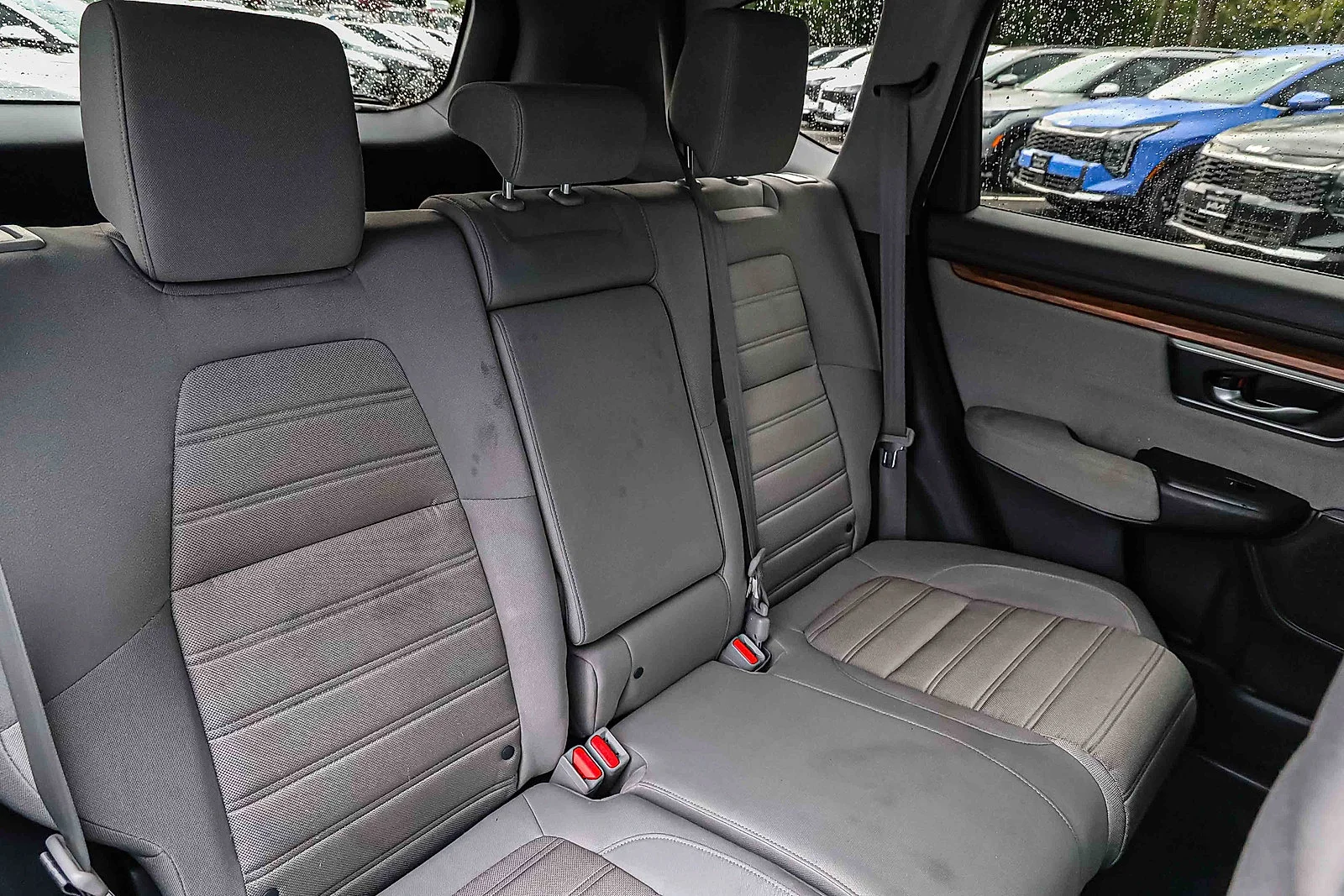 Used 2020 Silver Honda EX image 23