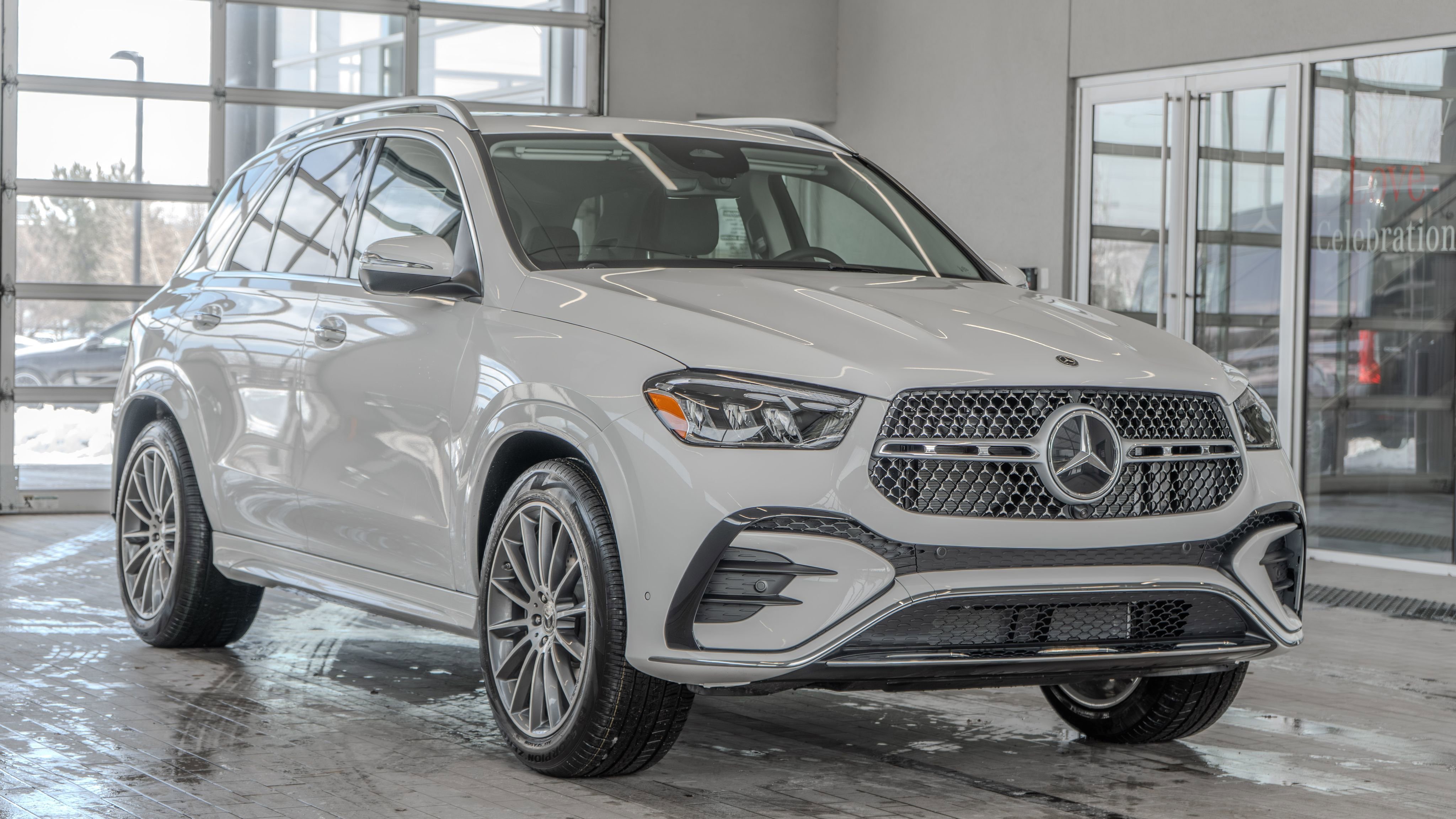 New 2026 Polar White Mercedes-Benz GLE 350 image 57