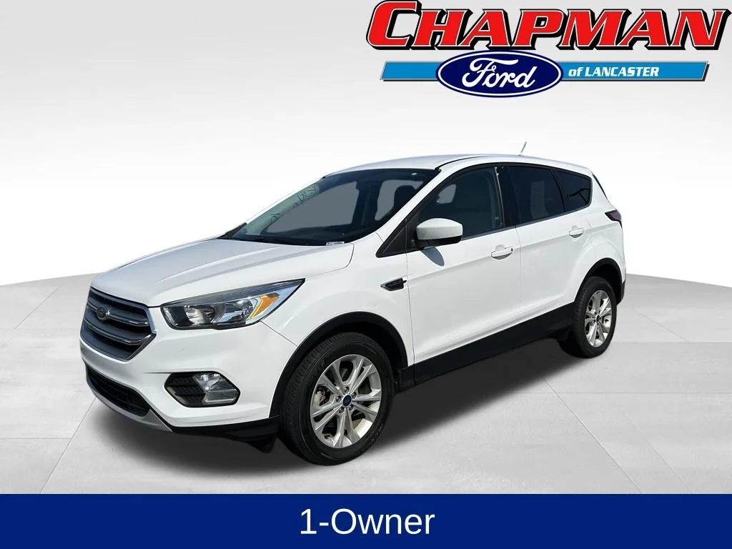 Used 2017 Oxford White Ford SE image 1