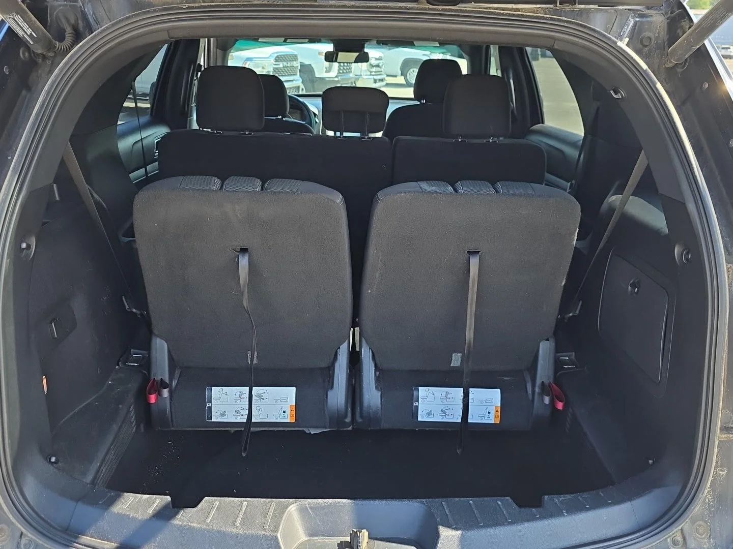Used 2017 Shadow Black Ford XLT image 5