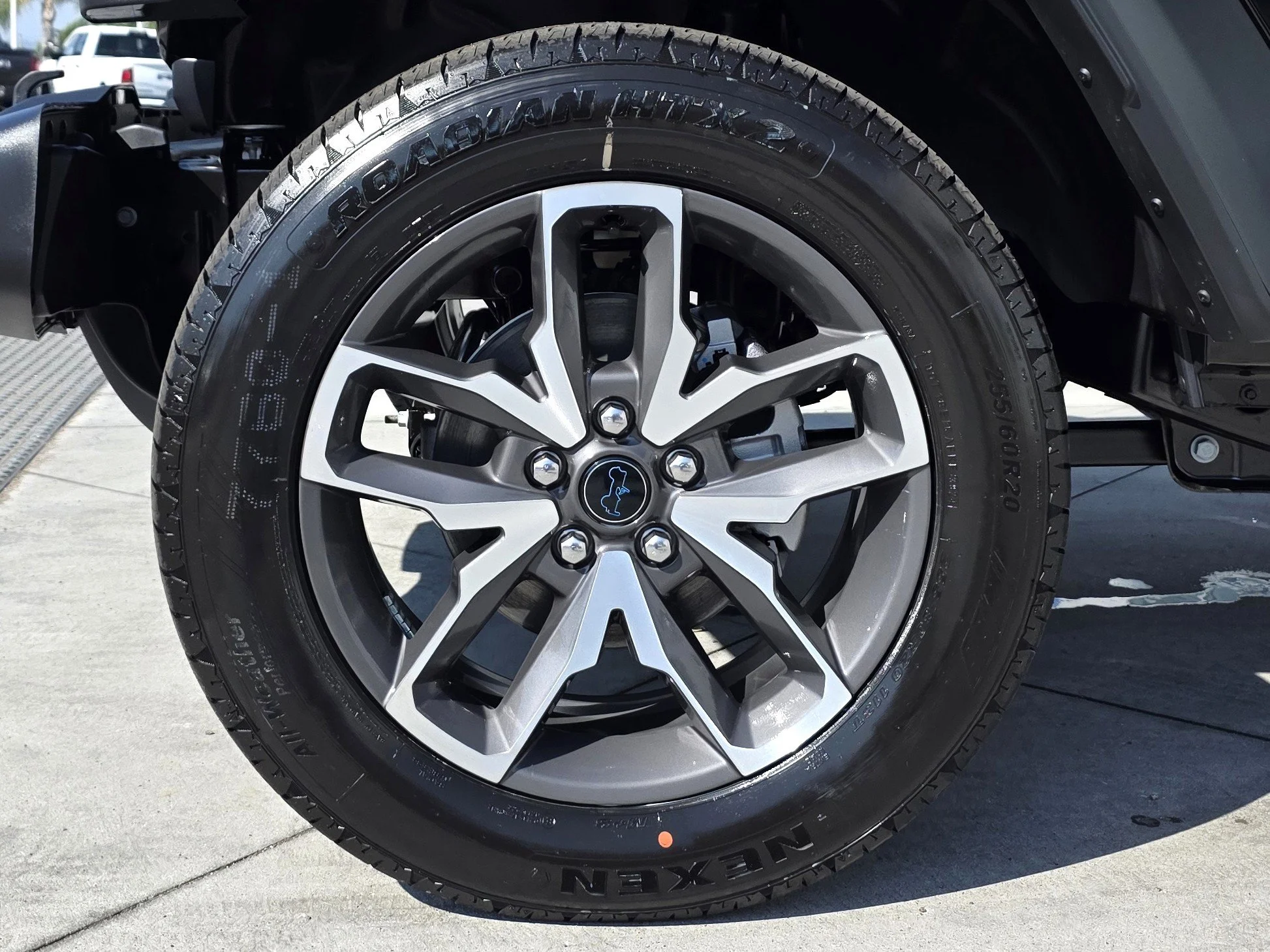 New 2025 Black Clearcoat Jeep Sport S 4xe image 9