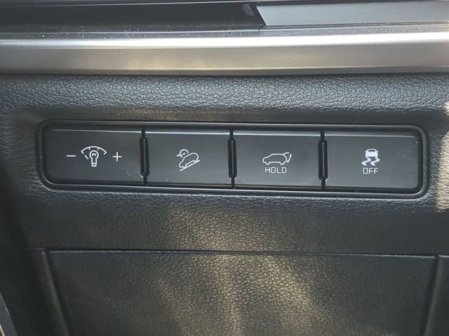 Used 2025 Black Kia S image 30