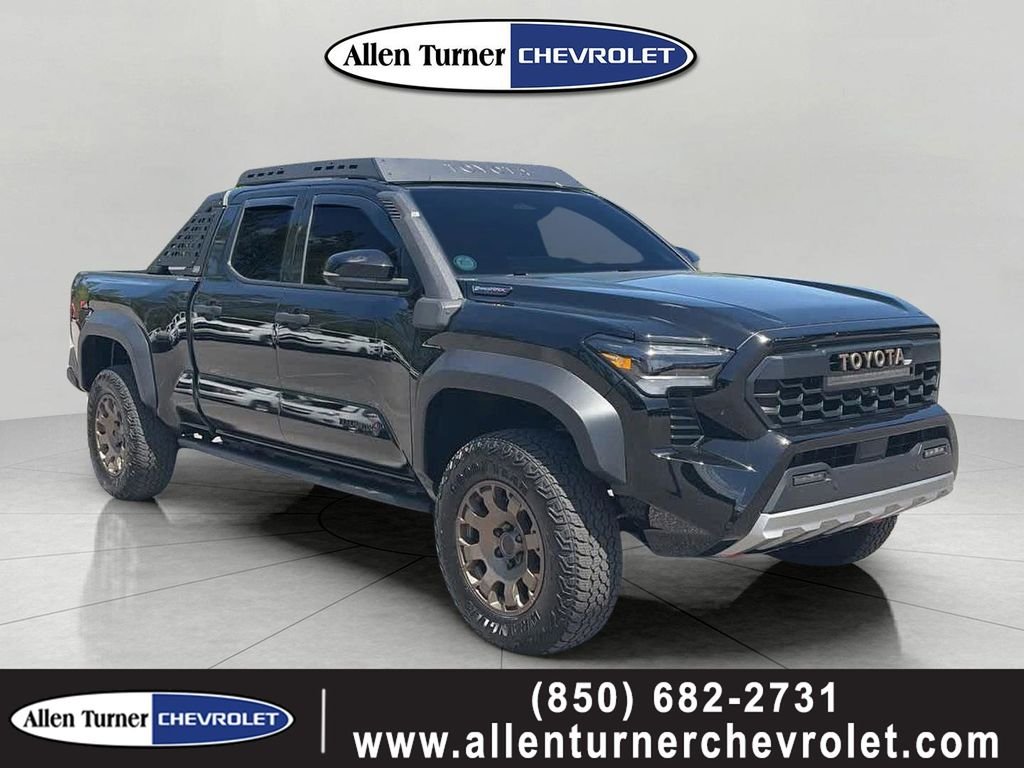 Pre-Owned 2025 Toyota Tacoma Hybrid Trailhunter 4D Crew Cab in