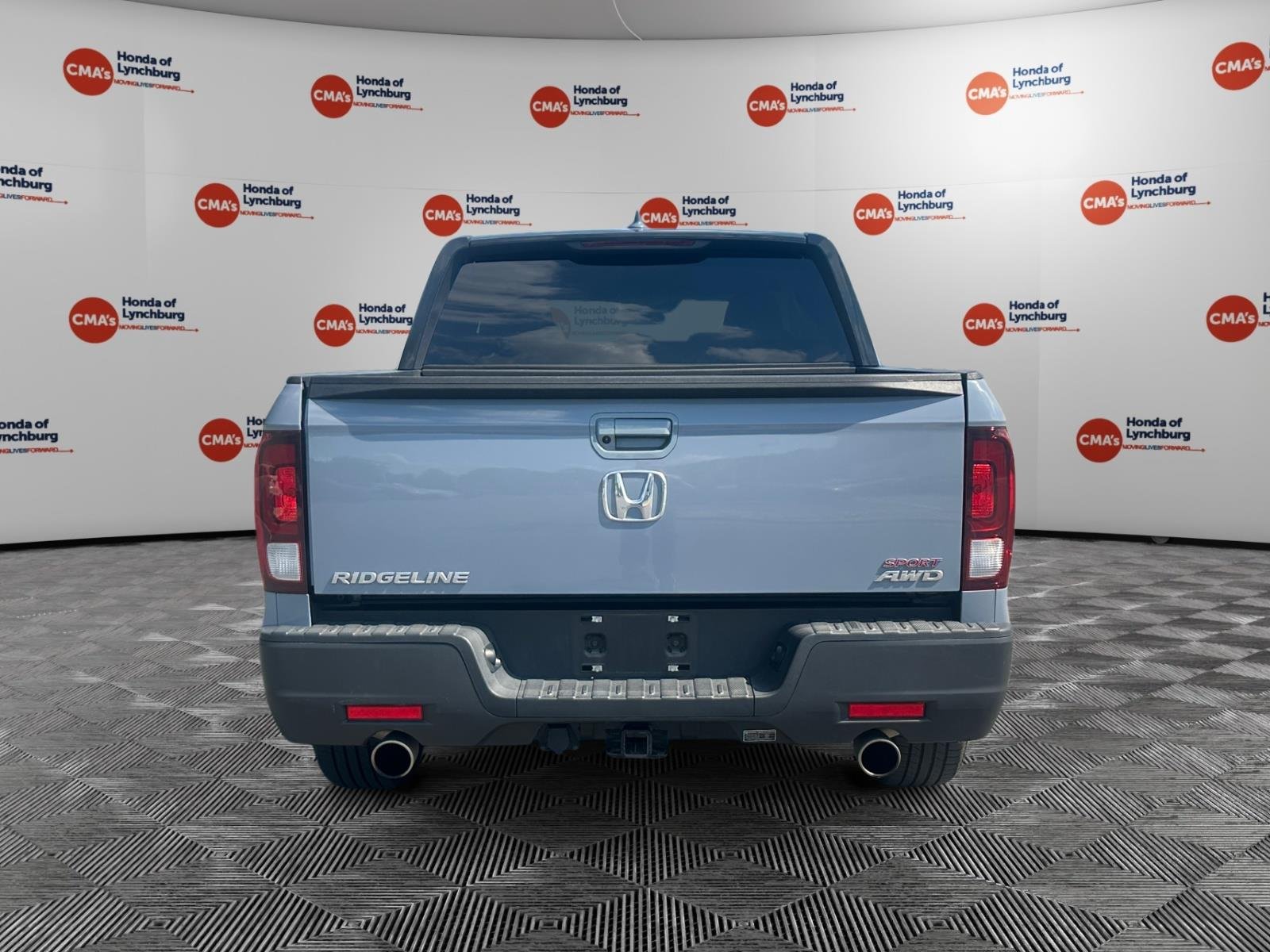 Used 2023 GRAY Honda  image 4