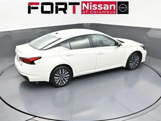 New 2026 Pearl White TriCoat Nissan SV image 39