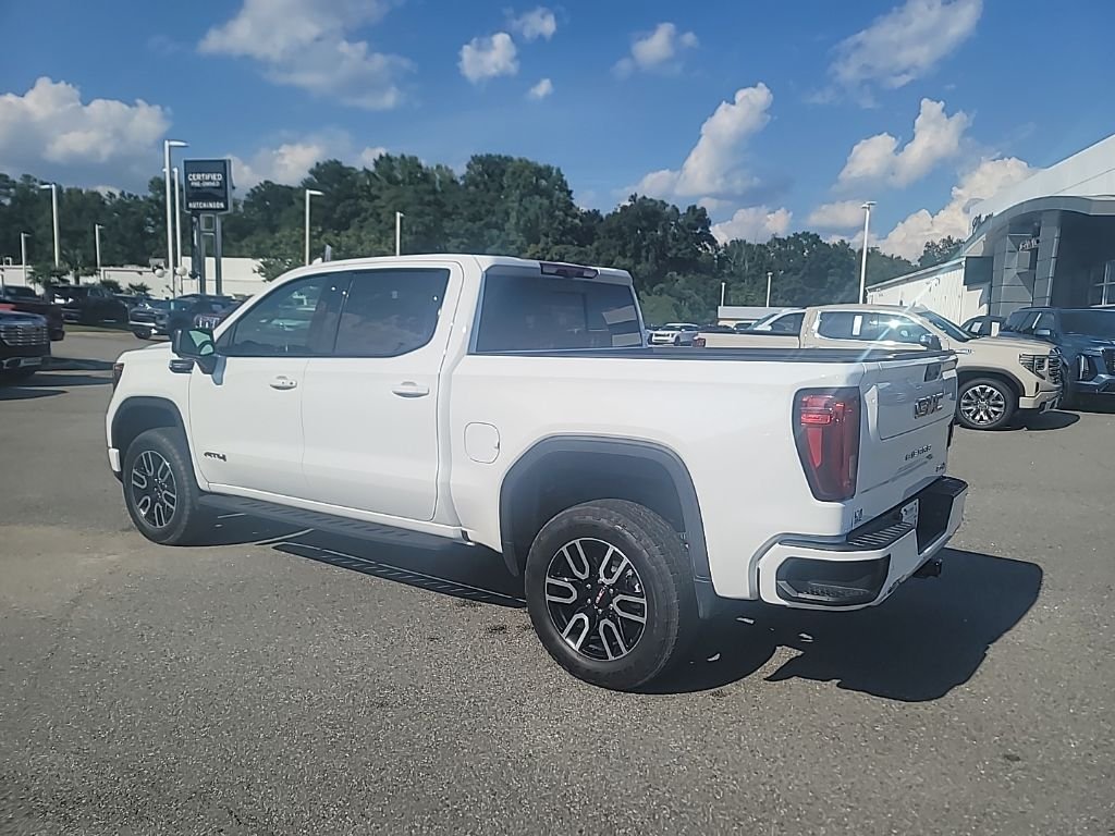 Used 2025 White GMC AT4 image 5